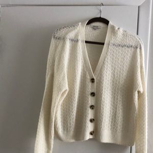 Madewell sweatee. Like new condition. So pretty for spring.